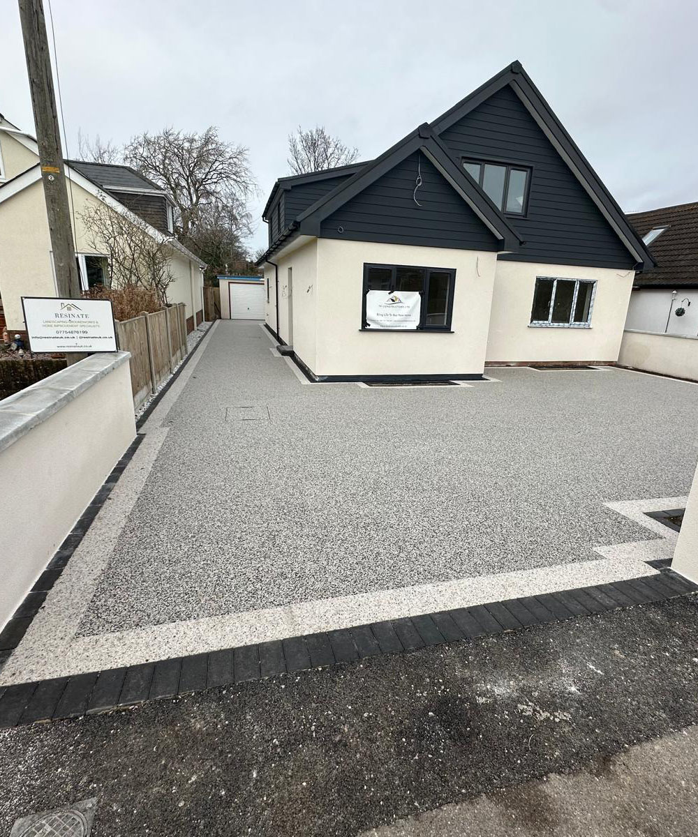 Tarmac driveway installation